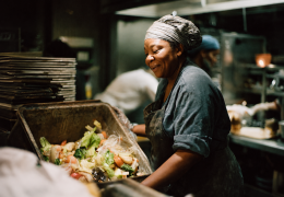 Trier les déchets de cuisine dans votre établissement horeca : une obligation, mais aussi plus simple et moins cher que vous ne le pensez